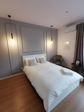 On the river Ultra central Suites